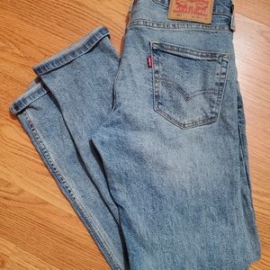 511 levis jeans